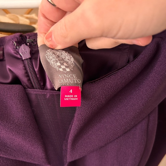 SOLD Purple fitted silhouette off shoulder dress - Picture 3 of 3